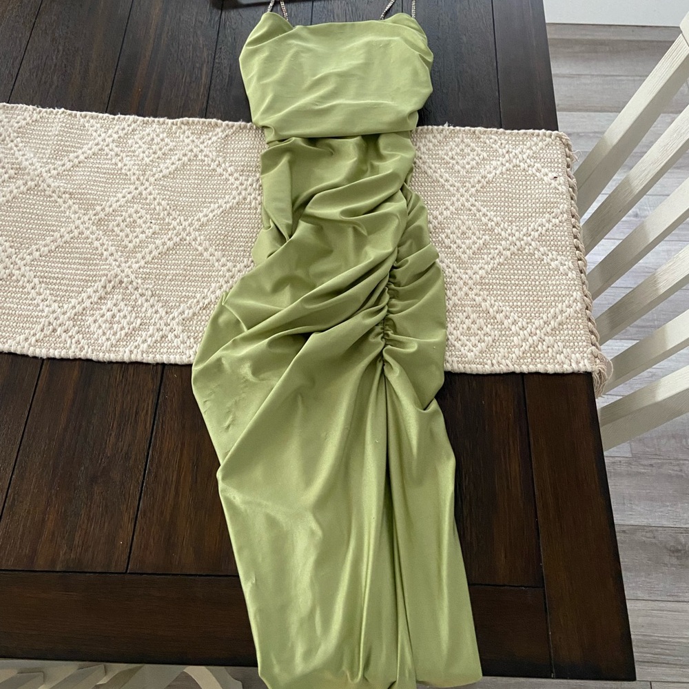 green satin prom dress size xs/s